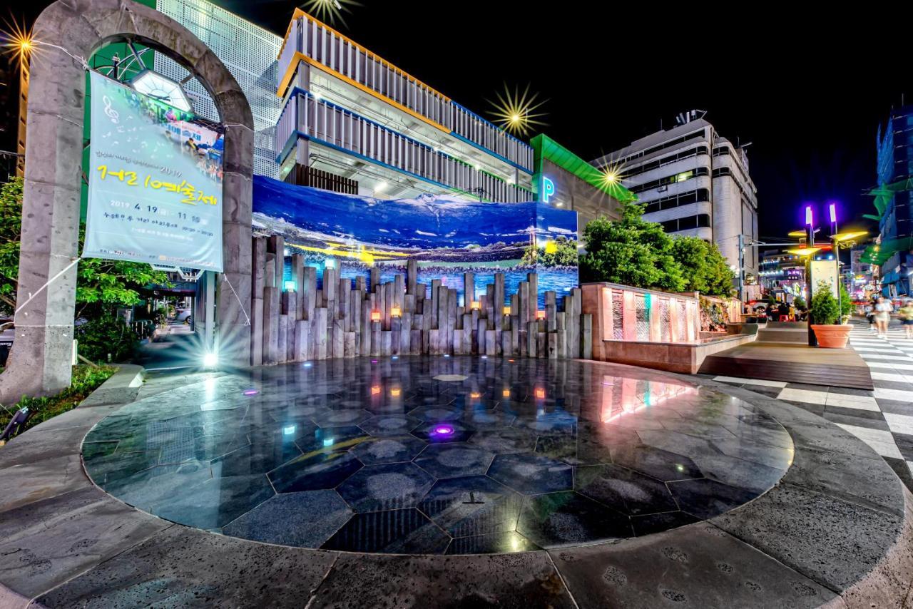 Trevi Hotel Jeju Exterior foto